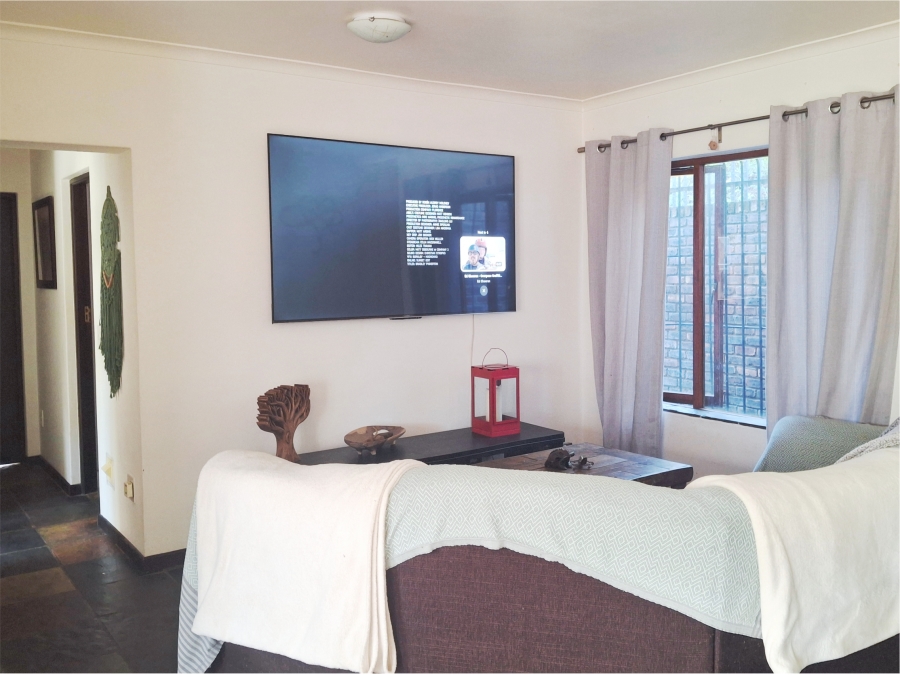 3 Bedroom Property for Sale in Meedingsride Western Cape
